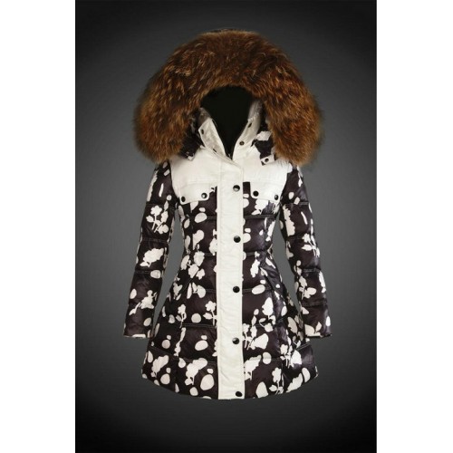 2017 Outlet Piumini Moncler Donna Nero E Fiori Bianchi Bassi Prezzo