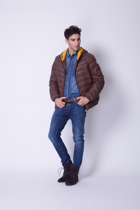 Piumini Moncler Leggera Uomo Cioccolato