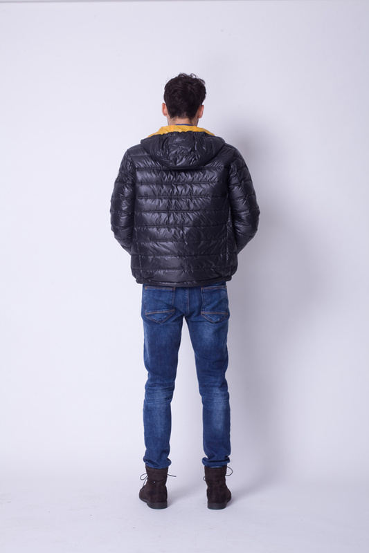 Piumini Moncler Leggera Uomo Nero