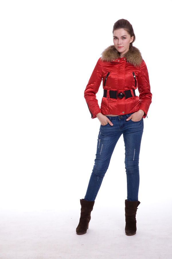 Piumini Moncler Breve Con Cintura Rosso