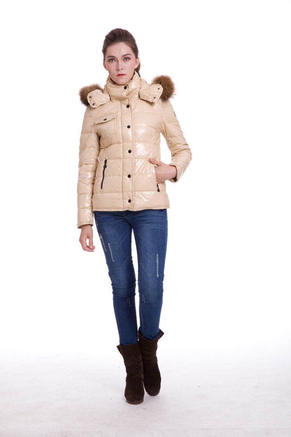 Piumini Moncler Donna Breve Outerwear Beige