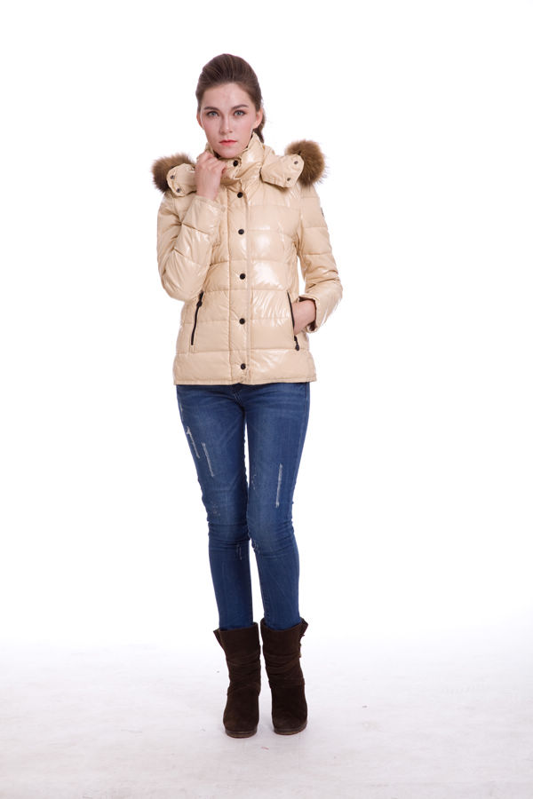 Piumini Moncler Donna Breve Outerwear Beige