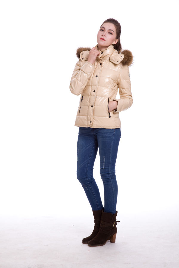 Piumini Moncler Donna Breve Outerwear Beige