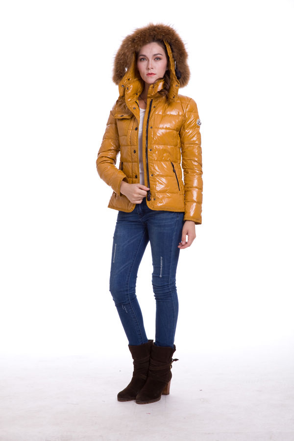 Piumini Moncler Donna Breve Outerwear Giallo