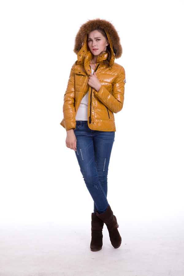 Piumini Moncler Donna Breve Outerwear Giallo